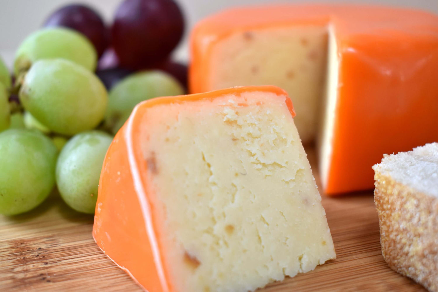 Smoked Cheddar Cheese Truckle, 200g